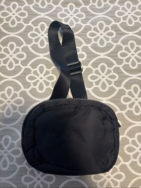GAIAM Black Mini Crossbody Sling Bag